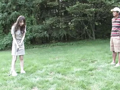 Kaksi japanilaista tyttöä jakavat ison ilmaisia seksi filmiä hakijan kotona