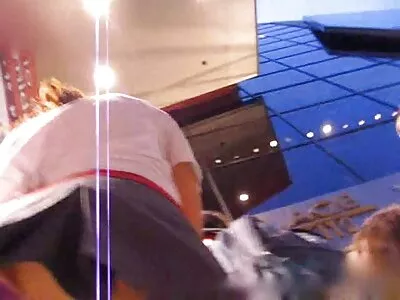 Fitness ilmaiset pornovideot -kouluttaja täyttää sopimuksen, joka antaa nuorille pillua nuolemiseen