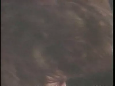 Pornotähti, jolla ilmaista porno on upeat tissit, vei ystävän kotiin bonkingiksi