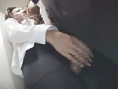Pitkät jalat teini ilmaiset pornovideot tykkää saada hänen pillua porattu BBC