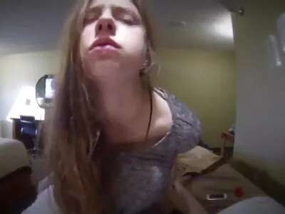Babe ottaa kaiken ilmaisia seksivideo ja jopa pikkuhousut pois rahasta ulkona