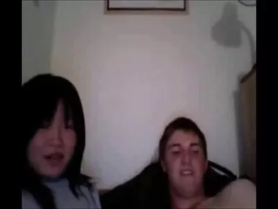 Komea nuori rakastaja ruuvaa  tämän legendaarisen blondin MILF