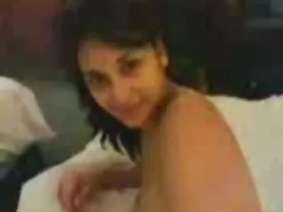 Kammottava kaveri vetää avuttoman porno ilmainen porno äitipuolen kiellettyyn suhteeseen