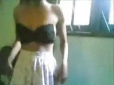 Super kiimainen blondi babes on ilmaiset pornovideot voimakas lesbo kolmikko